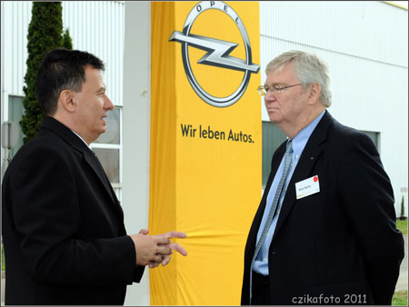 Opel gyár alapkőletétele Szentgotthárdon